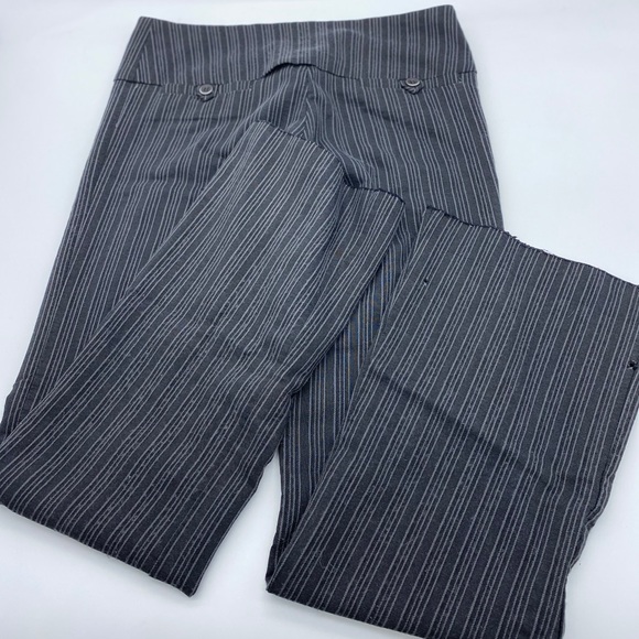 Bell bottoms - Picture 3 of 7